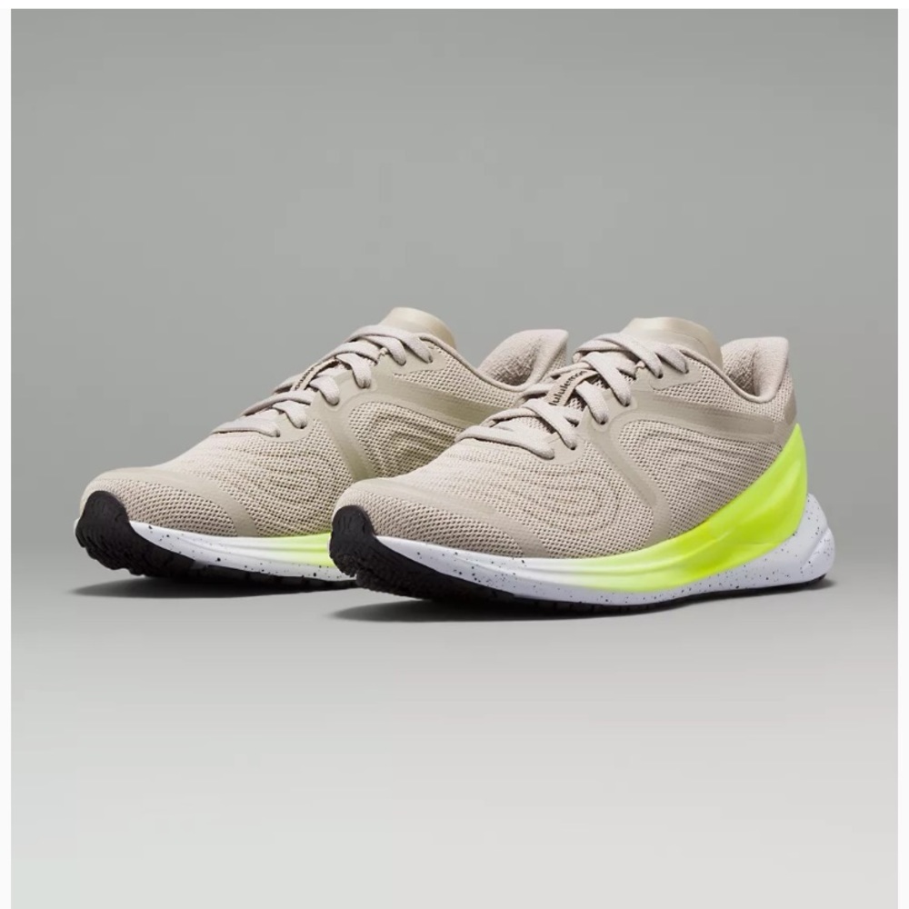 NIB Lululemon Blissfeel 2 Running Shoe